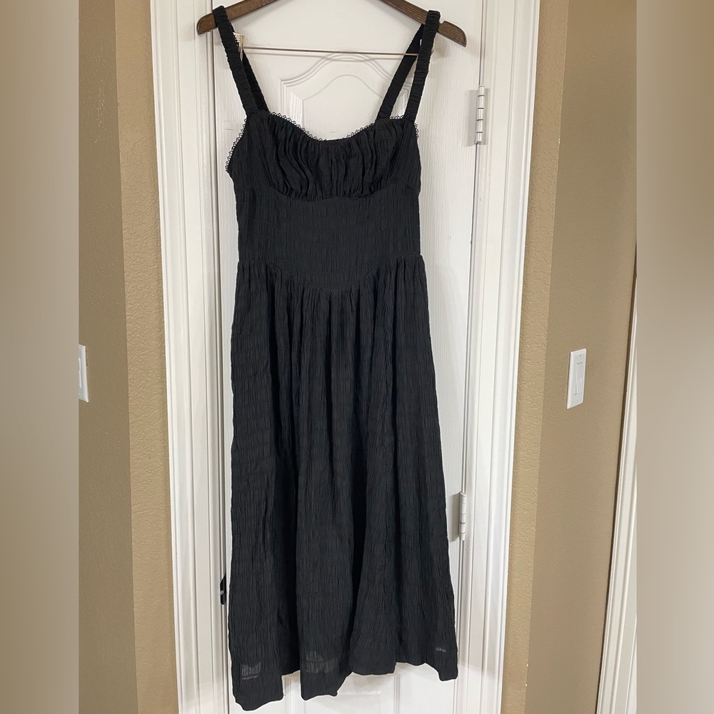 ANTHROPOLOGIE Black Smocked textured midi dress - Picture 2 of 16